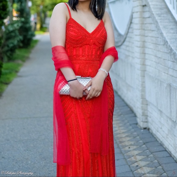Red sparkly prom dress - Picture 3 of 3